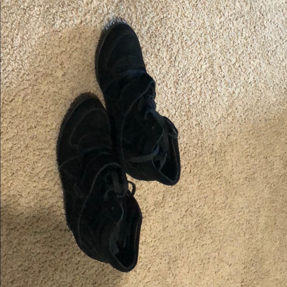 All black wedge shoes